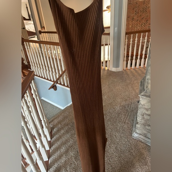 Isabelle Quinn dress - Picture 2 of 7